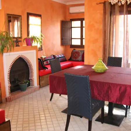 Erfou, 7 Au Village Naturiste Couple Only 리야드