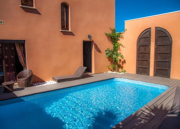 Erfou, 7 Au Village Naturiste Couple Only